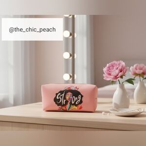 🩷$10 |  Stunning “Strong” Artist-Printed Makeup Bag – NEW!